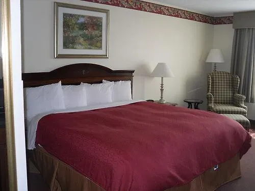 Country & By Radisson, Effingham, Il Hotel 4*