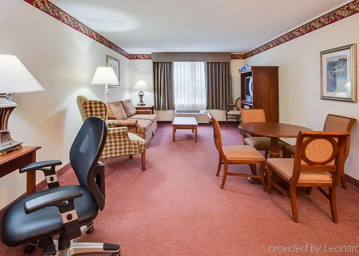 Country & By Radisson, Effingham, Il Effingham