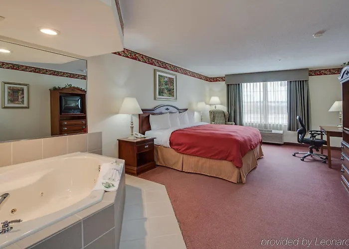 Hotel Country & By Radisson, Effingham, Il 4*