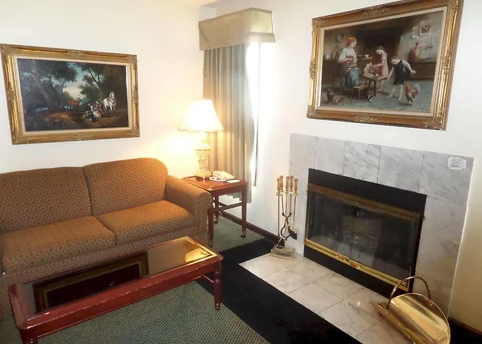 Hotel Country & By Radisson, Effingham, Il Effingham