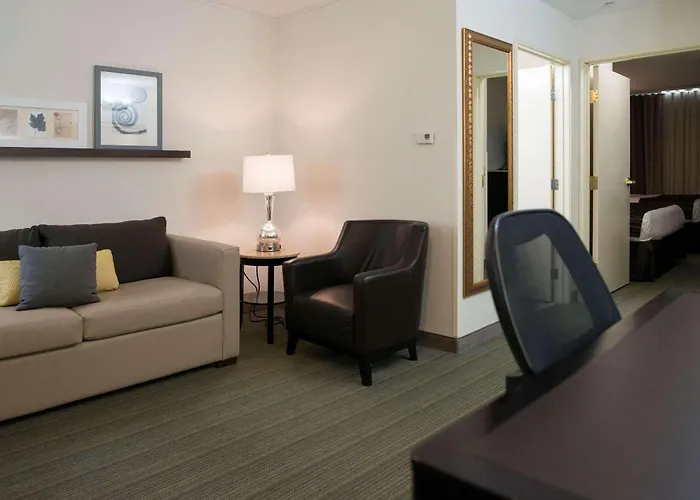 Hotel Country & By Radisson, Effingham, Il Effingham